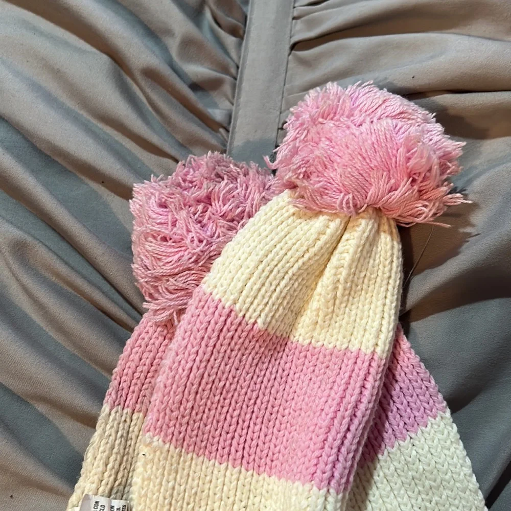 Children’s Place Winter Glove & Scarf Set